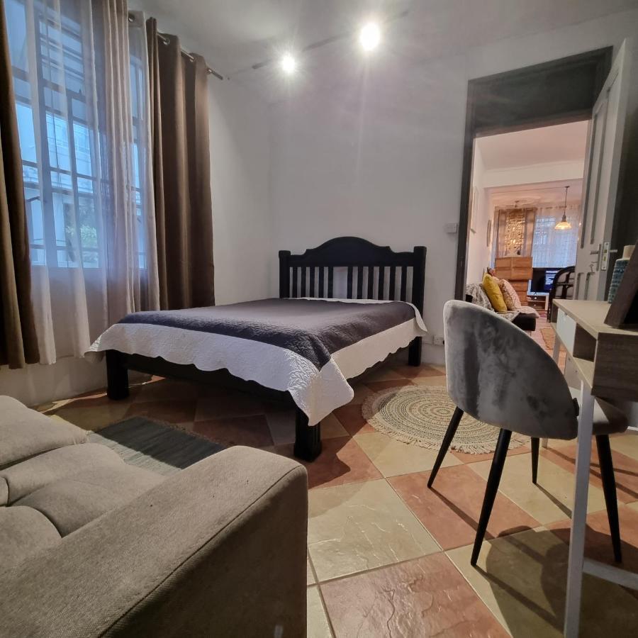 Cside Escape Villa Flic en Flac Экстерьер фото